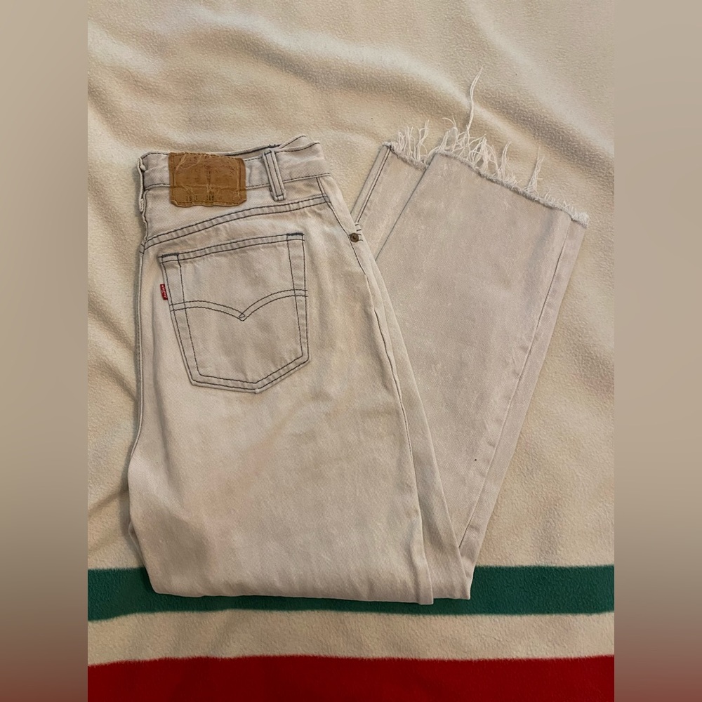 Levi's Women's Off-White Straight Leg Jeans